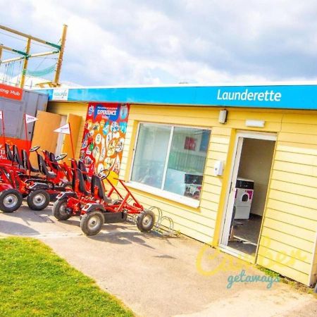 Mp768 - Camber Sands Holiday Park - Huge Lodge - Small Dog Friendly - Sleeps 8 Luaran gambar