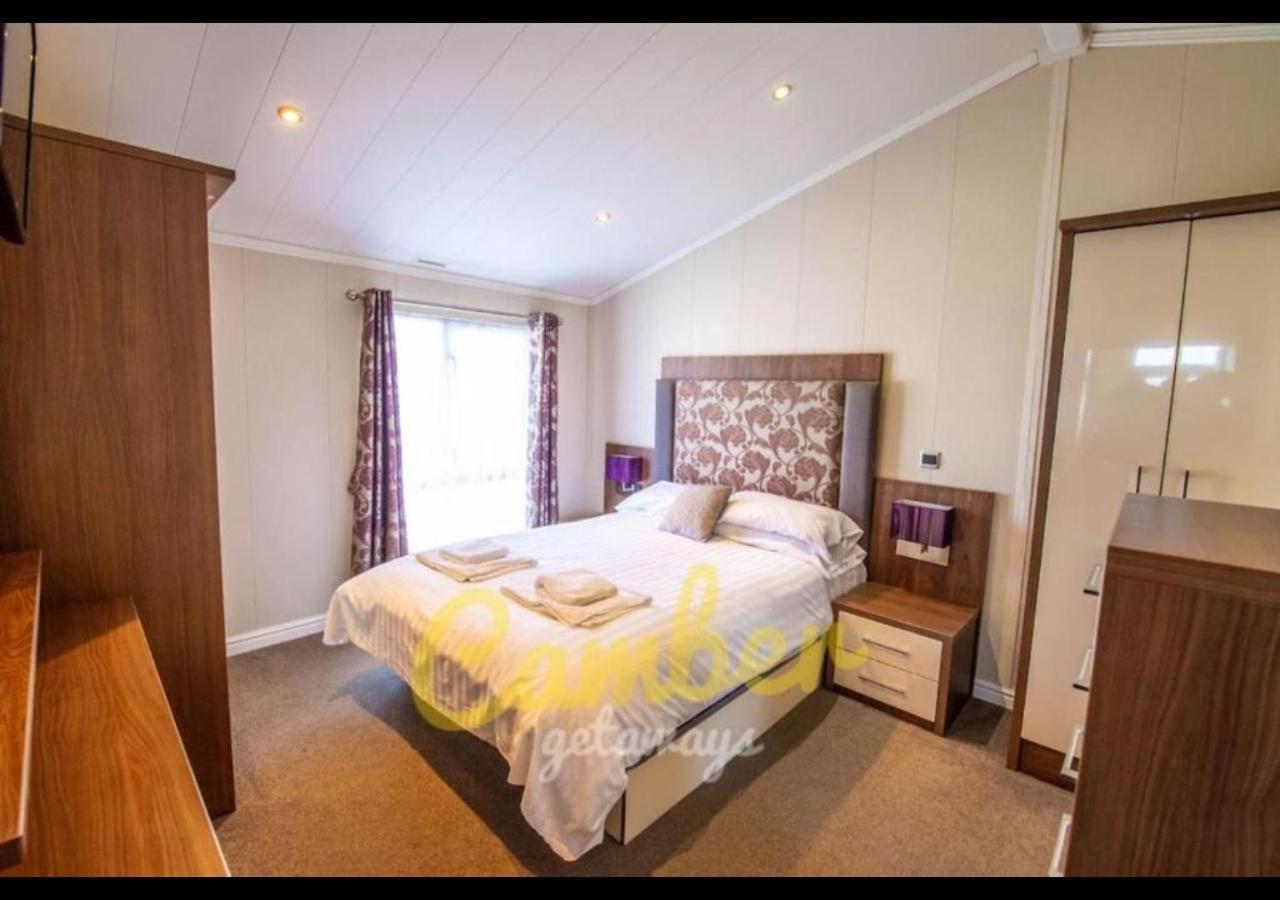 Mp768 - Camber Sands Holiday Park - Huge Lodge - Small Dog Friendly - Sleeps 8 Luaran gambar