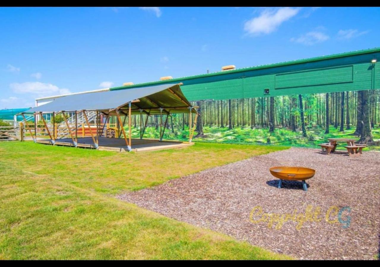 Mp768 - Camber Sands Holiday Park - Huge Lodge - Small Dog Friendly - Sleeps 8 Luaran gambar