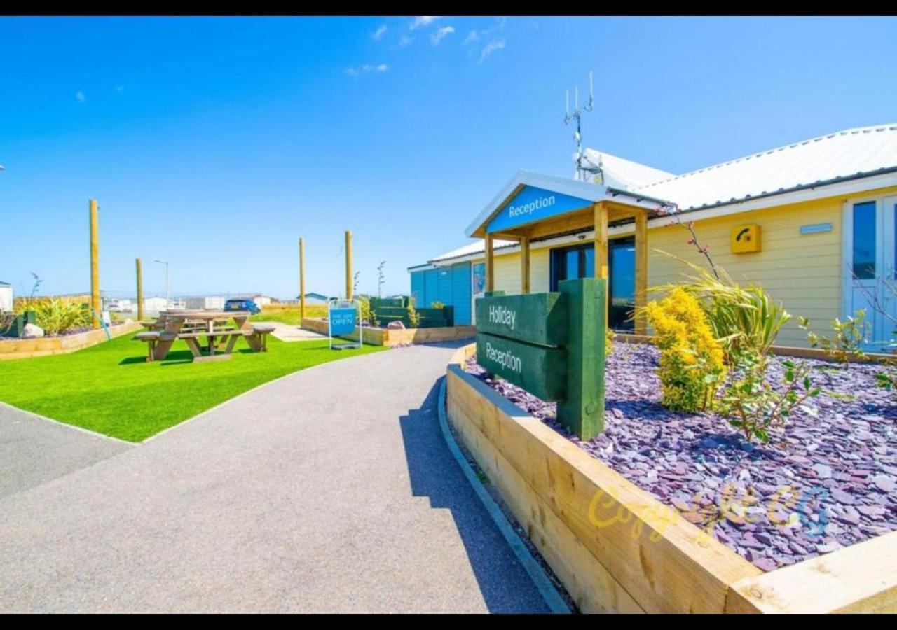 Mp768 - Camber Sands Holiday Park - Huge Lodge - Small Dog Friendly - Sleeps 8 Luaran gambar
