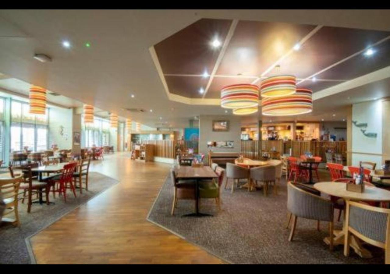 Mp768 - Camber Sands Holiday Park - Huge Lodge - Small Dog Friendly - Sleeps 8 Luaran gambar