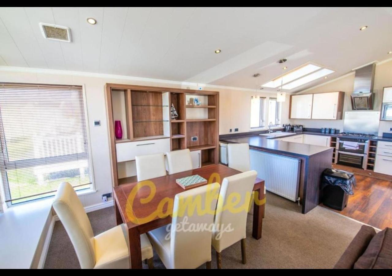 Mp768 - Camber Sands Holiday Park - Huge Lodge - Small Dog Friendly - Sleeps 8 Luaran gambar